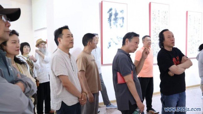 “闲——王清州作品展”在北京798情修艺术空间开幕