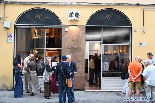 “Nel Mezzo”:第三届意大利现代艺术交流展于佛罗伦萨认真开幕