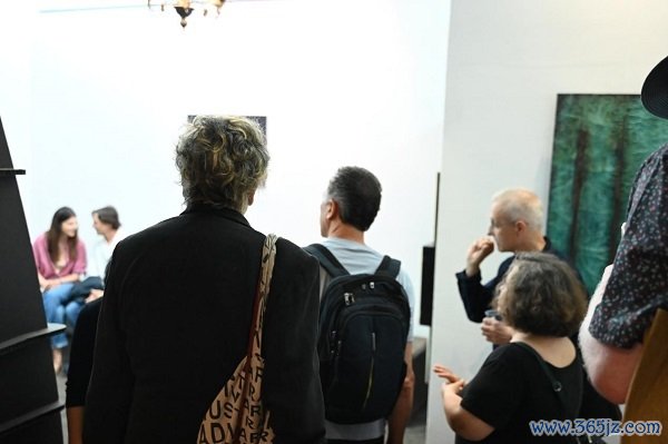 “Nel Mezzo”:第三届意大利现代艺术交流展于佛罗伦萨认真开幕