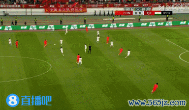 半场战报:U23国足2比0塔吉克斯坦 木塔力甫闪击张瑷晖头球立功